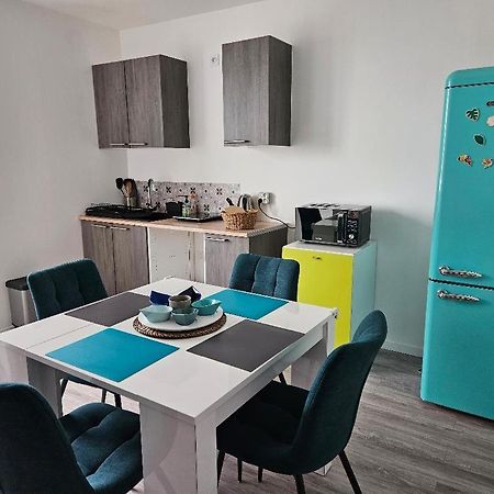 Appartement 2 à 4 personnes vue mer à Santec au pied de la plage du Dossen vue mer Exterior foto