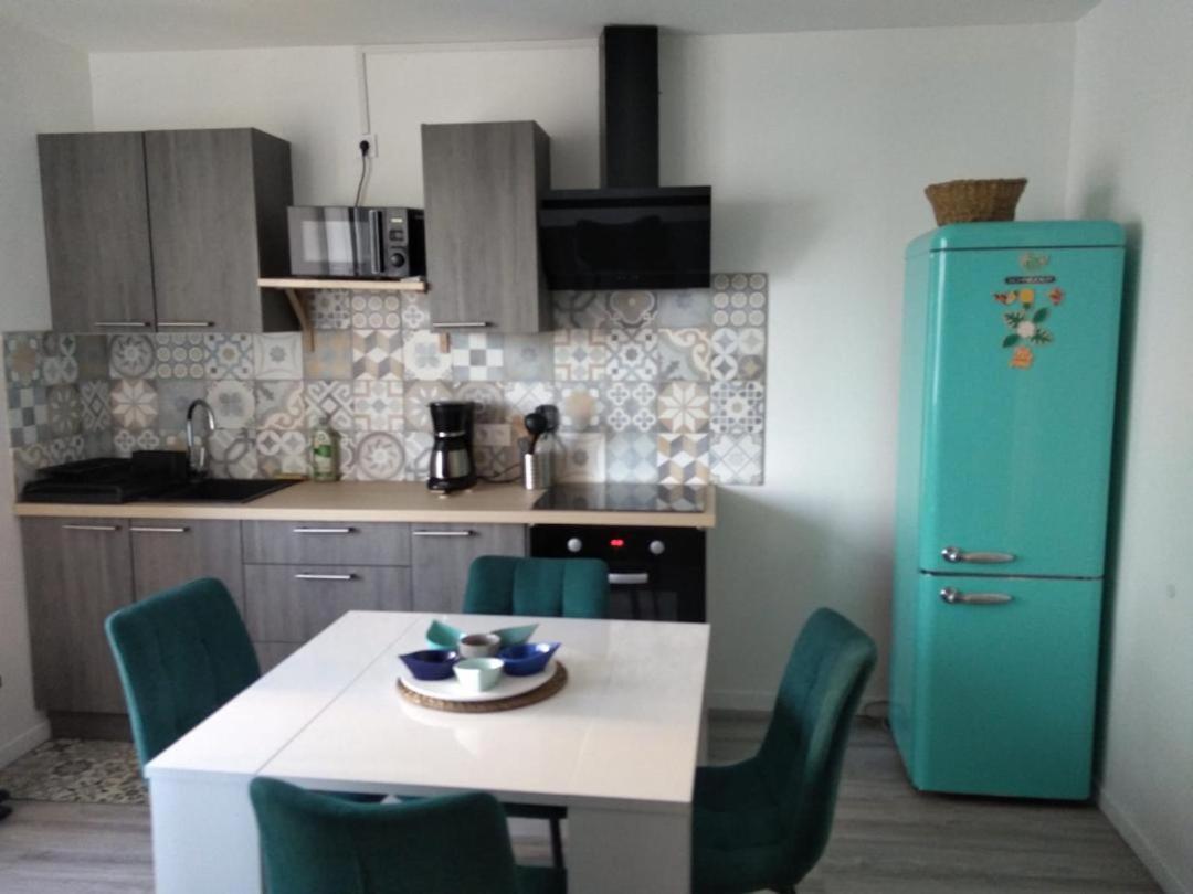 Appartement 2 à 4 personnes vue mer à Santec au pied de la plage du Dossen vue mer Exterior foto